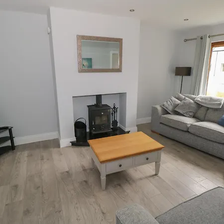 C65 Cahermore Village * אניסקרון